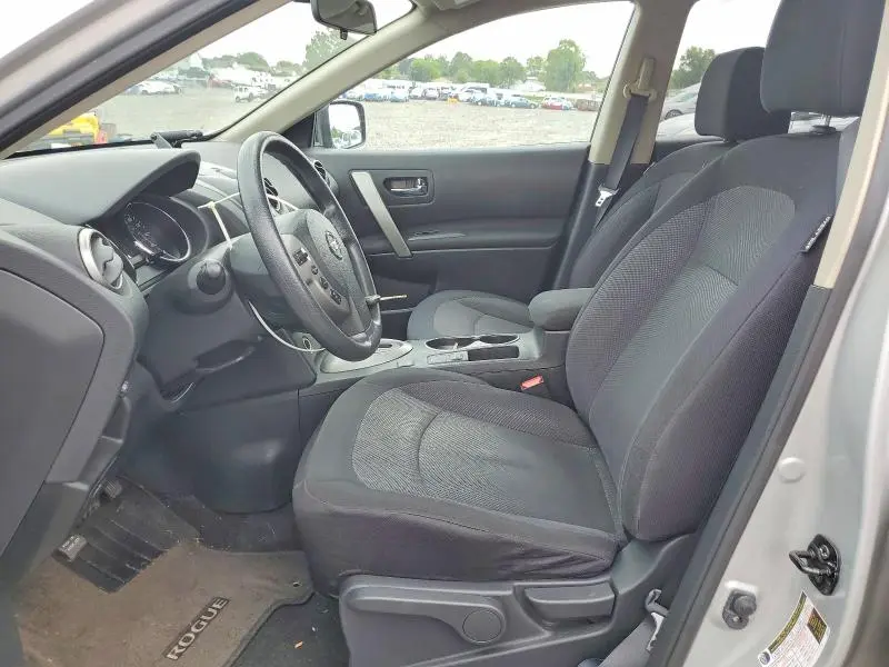 2012 NISSAN ROGUE S  