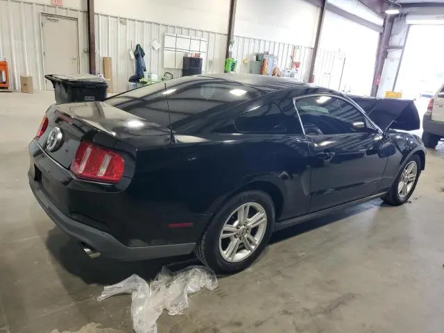 2011 FORD MUSTANG   