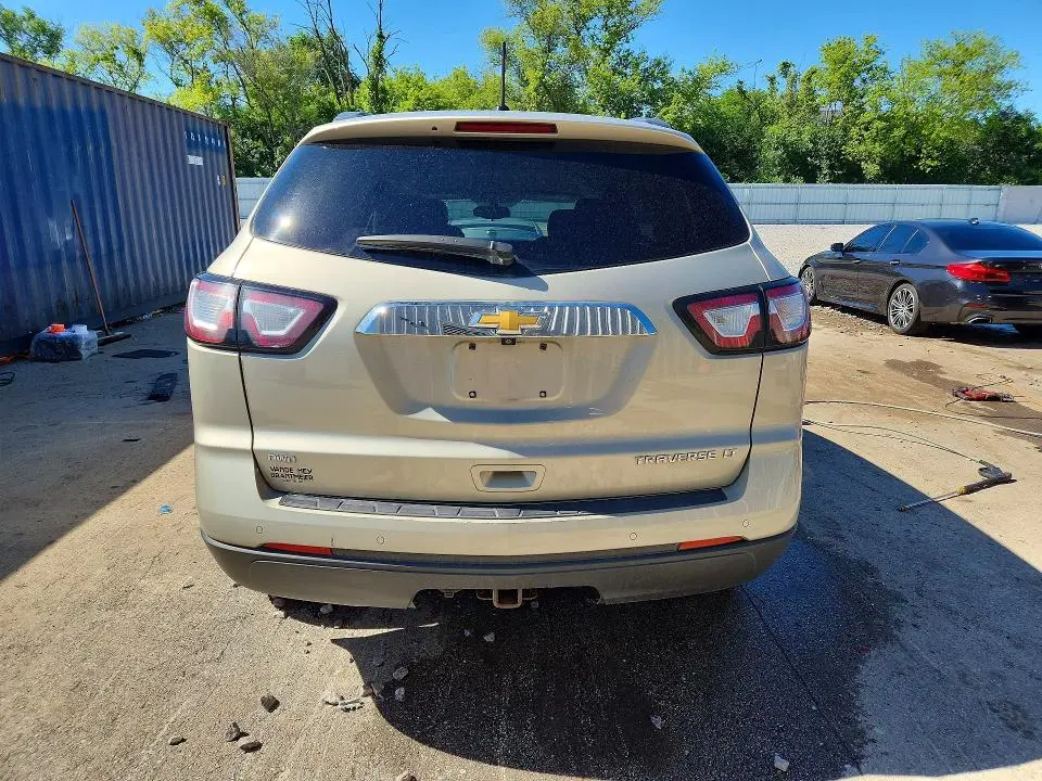 2014 CHEVROLET TRAVERSE LT  