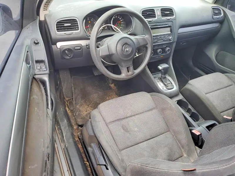 2011 VOLKSWAGEN GOLF   