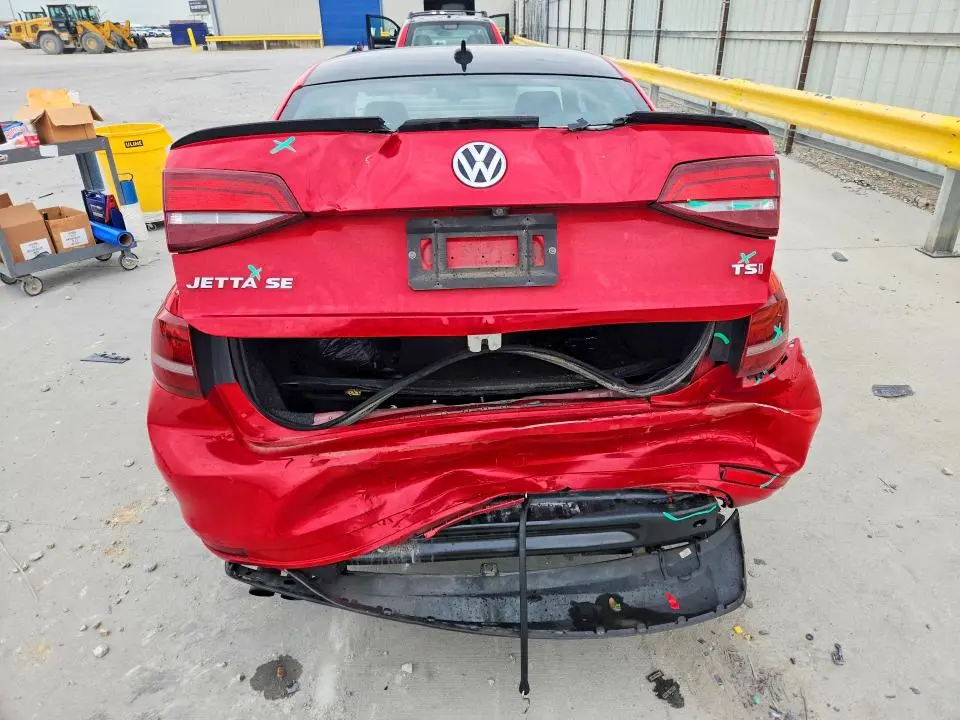 2018 VOLKSWAGEN JETTA SPORT  