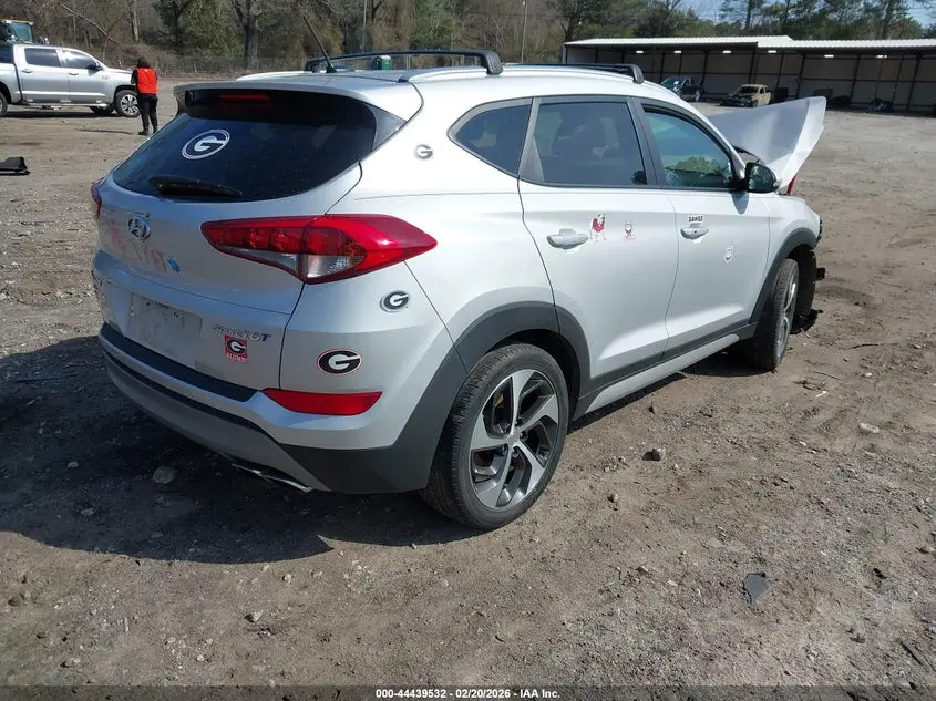 2017 HYUNDAI TUCSON SPORT