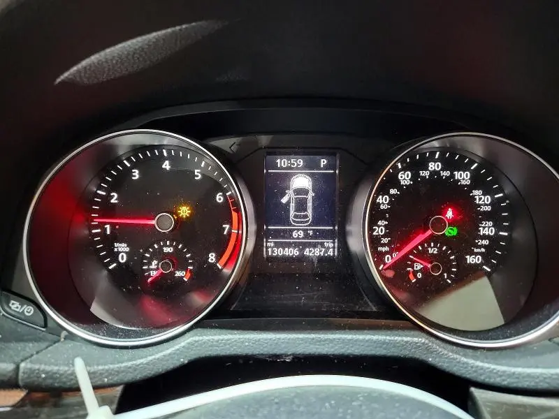 2017 VOLKSWAGEN PASSAT SE  