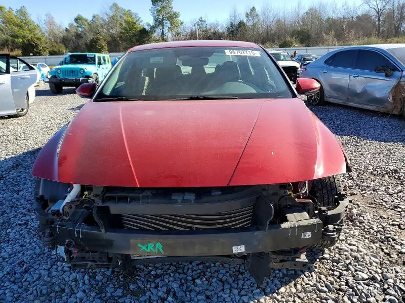 2022 HYUNDAI ELANTRA SE  