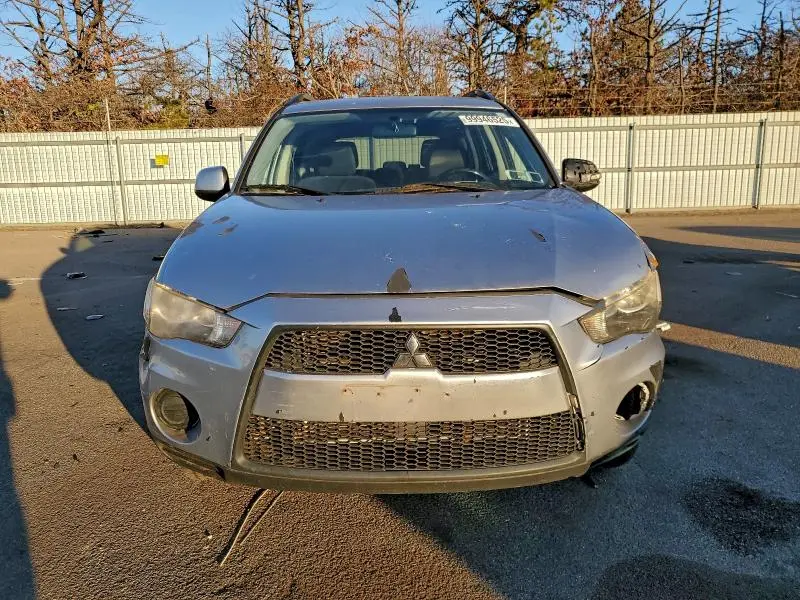2012 MITSUBISHI OUTLANDER ES  