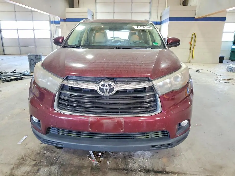 2016 TOYOTA HIGHLANDER XLE  