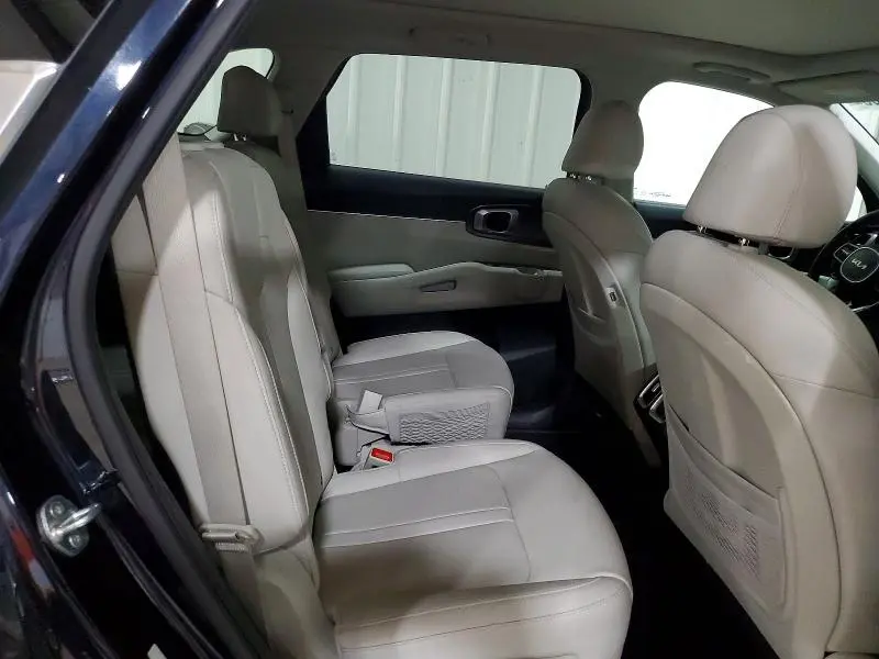 2022 KIA SORENTO EX  
