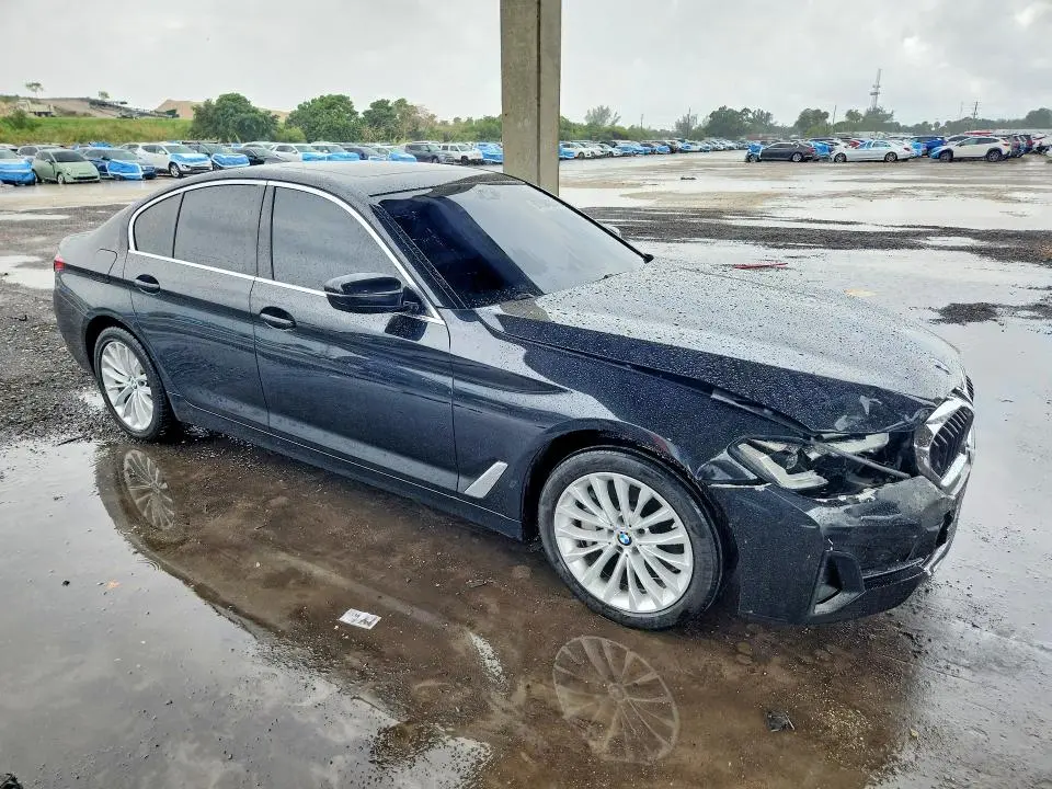 2022 BMW 530 I  