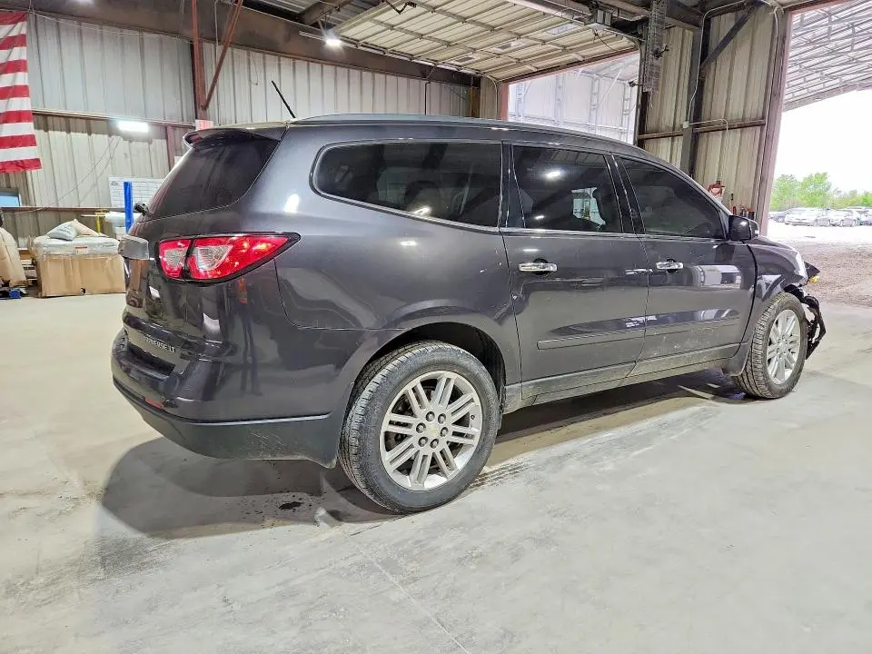 2015 CHEVROLET TRAVERSE LT  