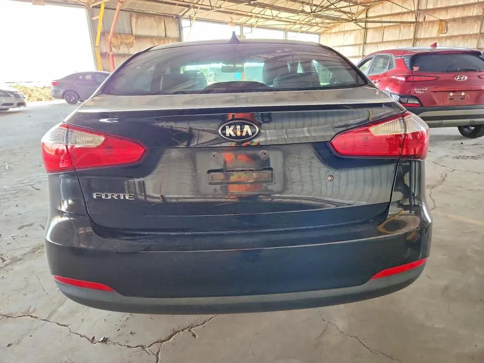 2015 KIA FORTE LX  