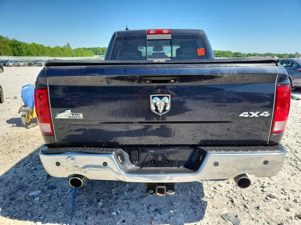 2013 RAM 1500 SLT  