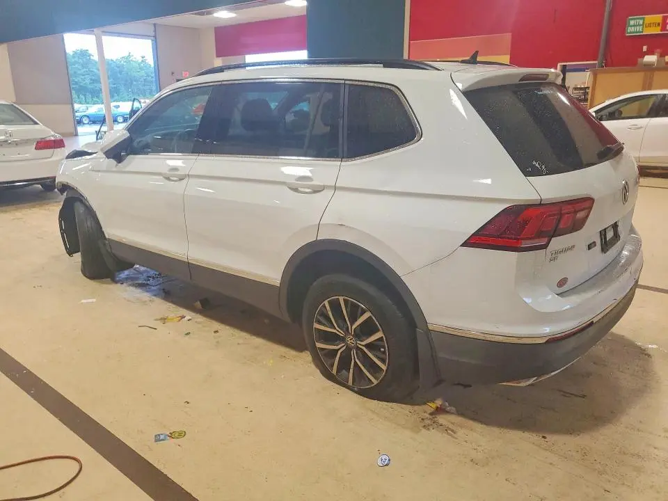 2018 VOLKSWAGEN TIGUAN SE  