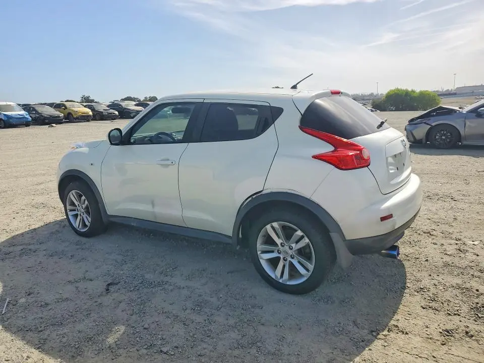 2011 NISSAN JUKE S  