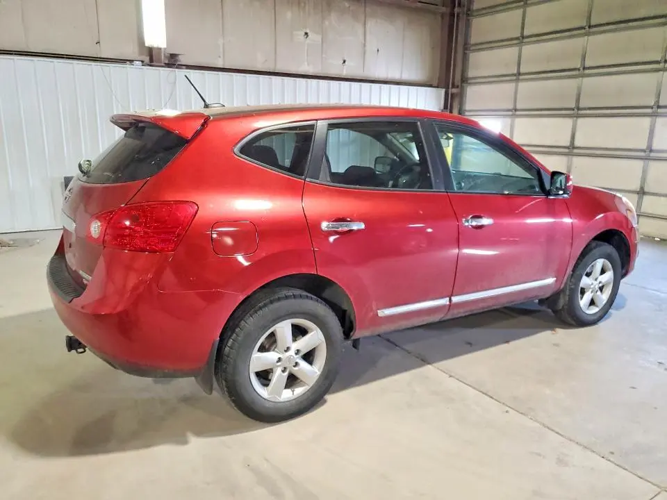2013 NISSAN ROGUE S  