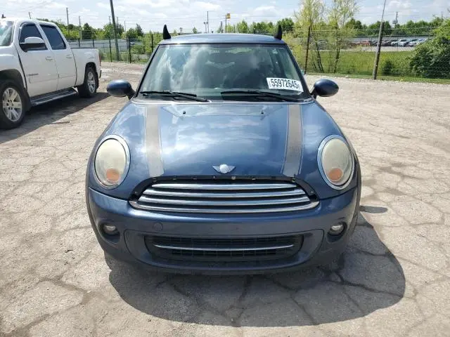2011 MINI COOPER 