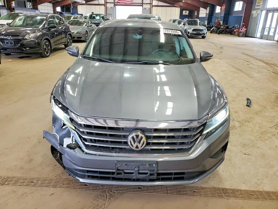 2021 VOLKSWAGEN PASSAT SE  