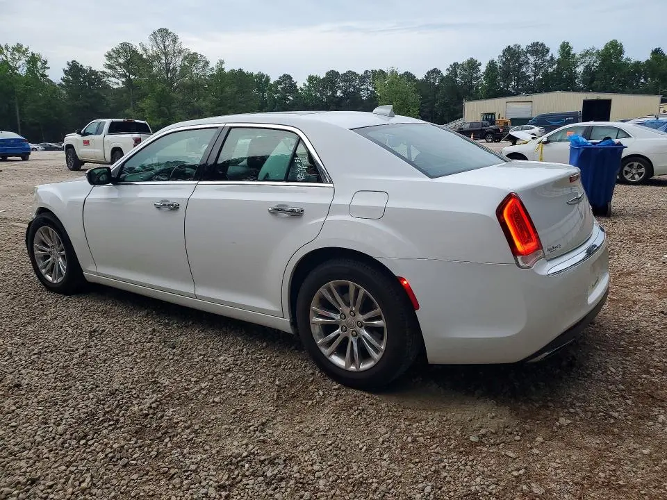 2015 CHRYSLER 300C   