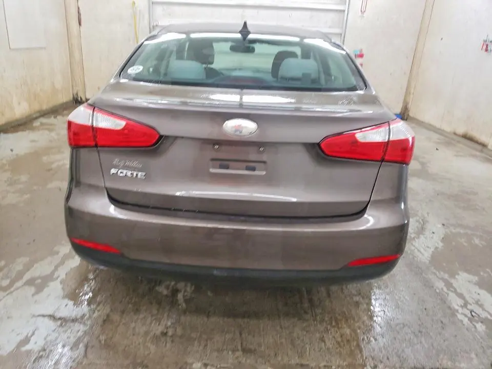 2014 KIA FORTE LX  