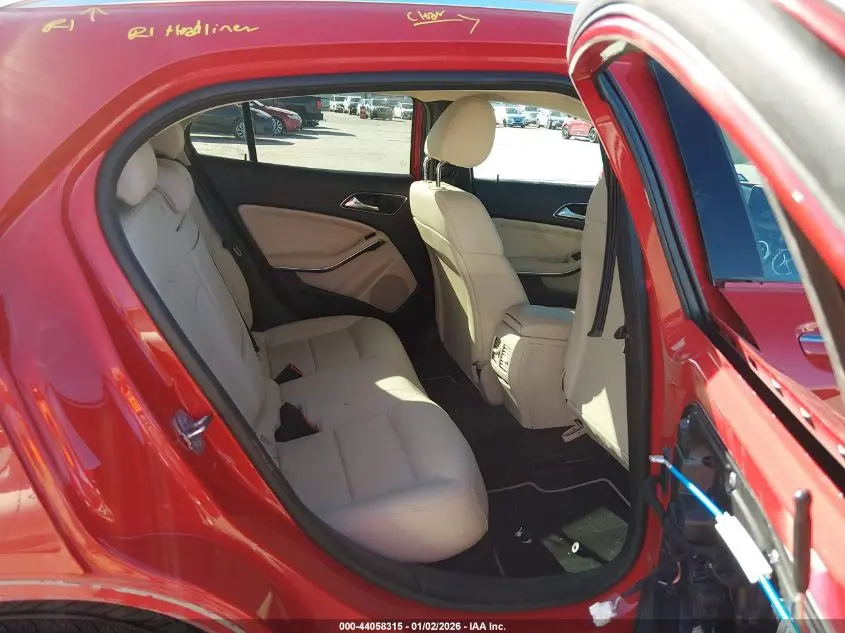 2019 MERCEDES-BENZ GLA 250  