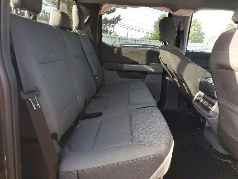 2024 FORD F150 XLT  