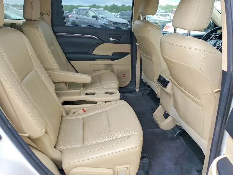 2015 TOYOTA HIGHLANDER LIMITED PLATINUM  
