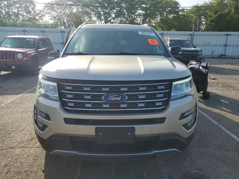 2017 FORD EXPLORER XLT  