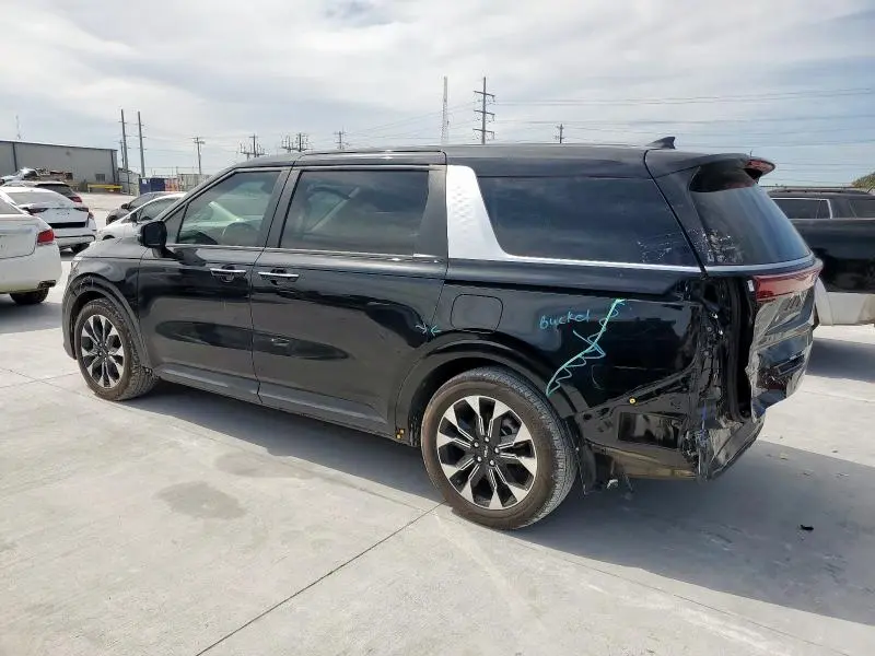 2024 KIA CARNIVAL EX  