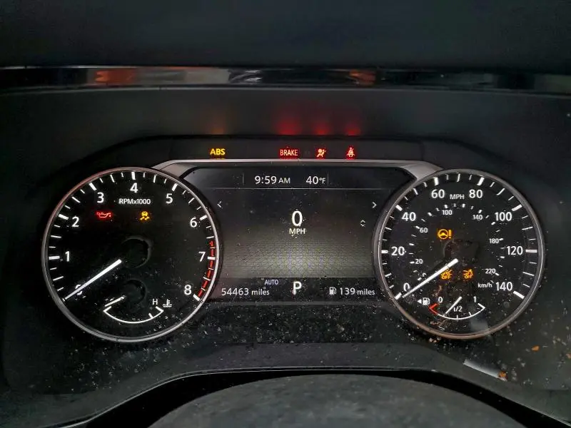 2022 NISSAN PATHFINDER SV  