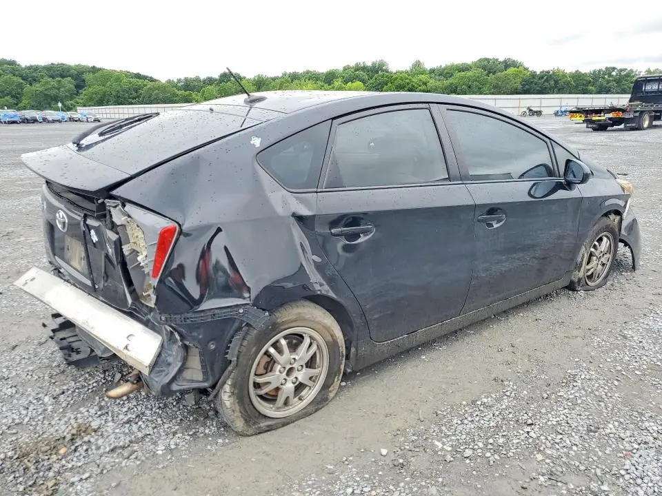 2011 TOYOTA PRIUS THREE  