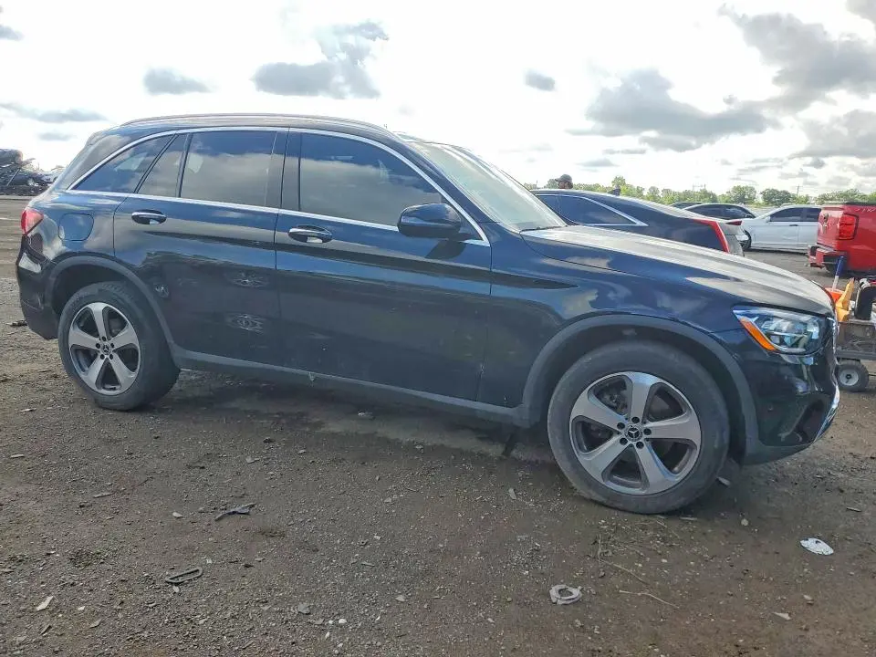 2022 MERCEDES-BENZ GLC 300 4MATIC  