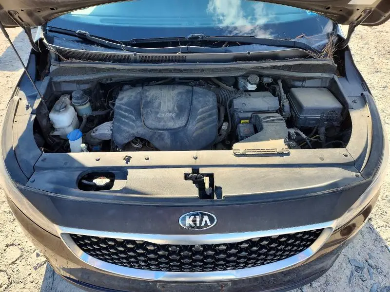 2016 KIA SEDONA LX  