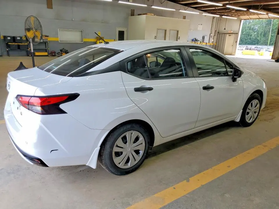2024 NISSAN VERSA   