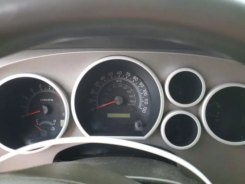 2010 TOYOTA TUNDRA   