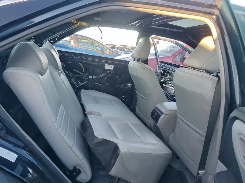 2016 TOYOTA CAMRY XSE  