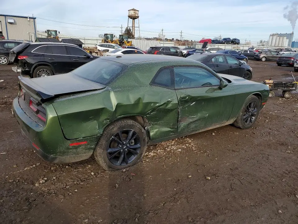 2021 DODGE CHALLENGER SXT  