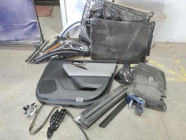 2020 TOYOTA HIGHLANDER PLATINUM  