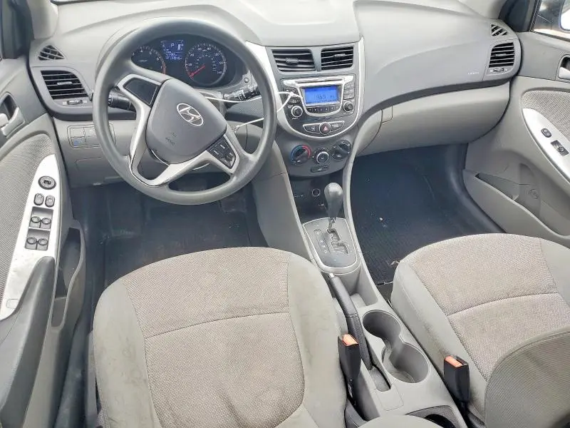 2013 HYUNDAI ACCENT GS  