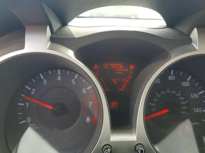 2014 NISSAN JUKE S  