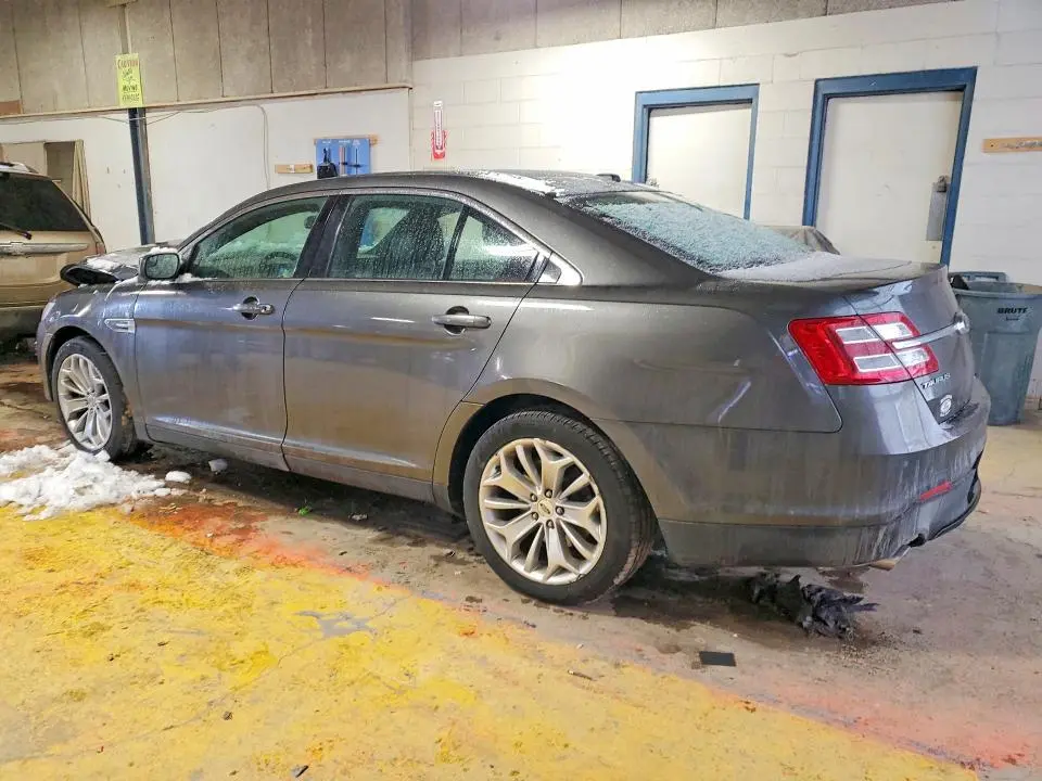 2015 FORD TAURUS LIMITED  