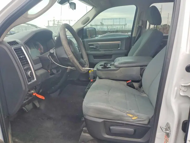 2017 RAM 1500 SLT  