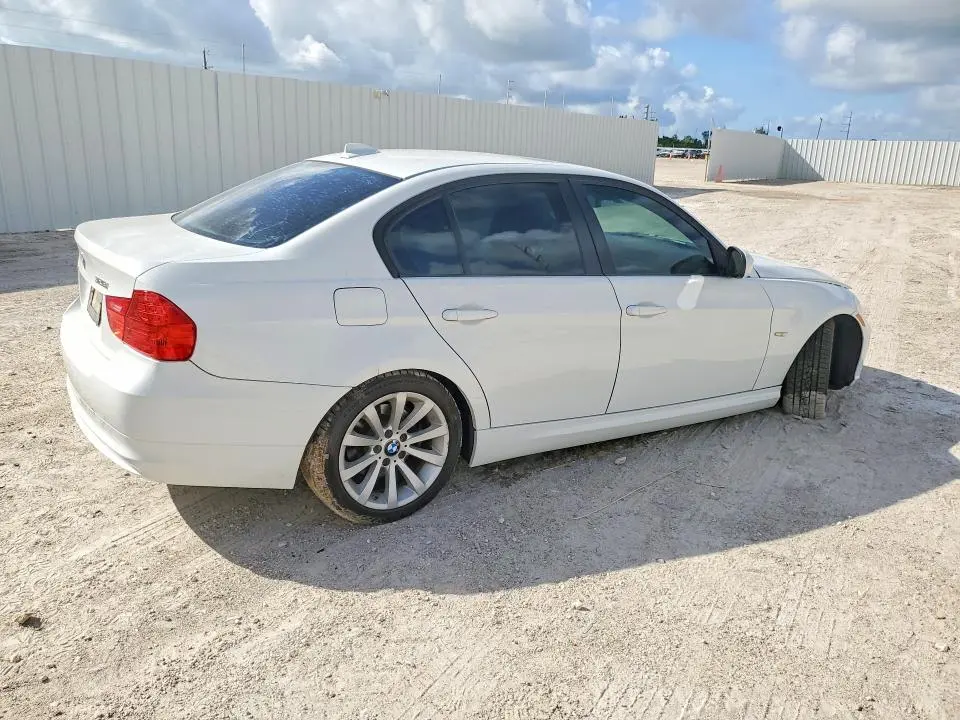2011 BMW 328 I  