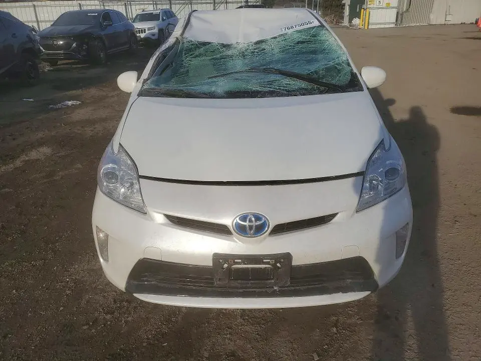2014 TOYOTA PRIUS   