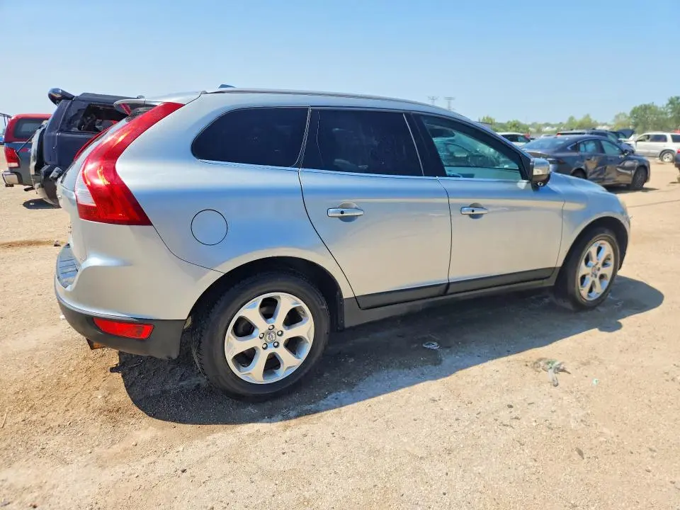 2013 VOLVO XC60 3.2  