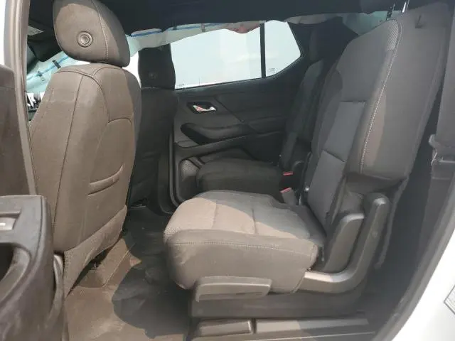 2023 CHEVROLET TRAVERSE LT  