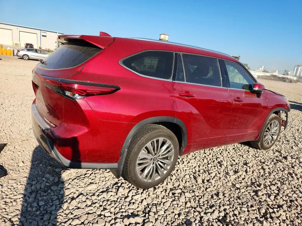 2021 TOYOTA HIGHLANDER PLATINUM  