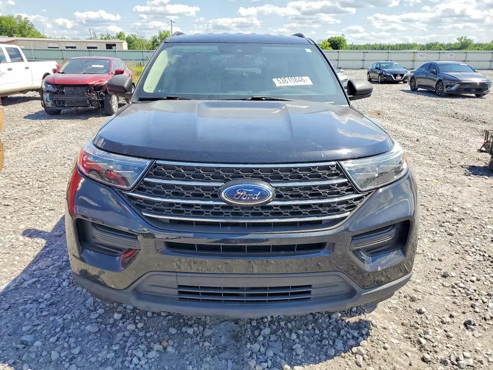 2021 FORD EXPLORER XLT  