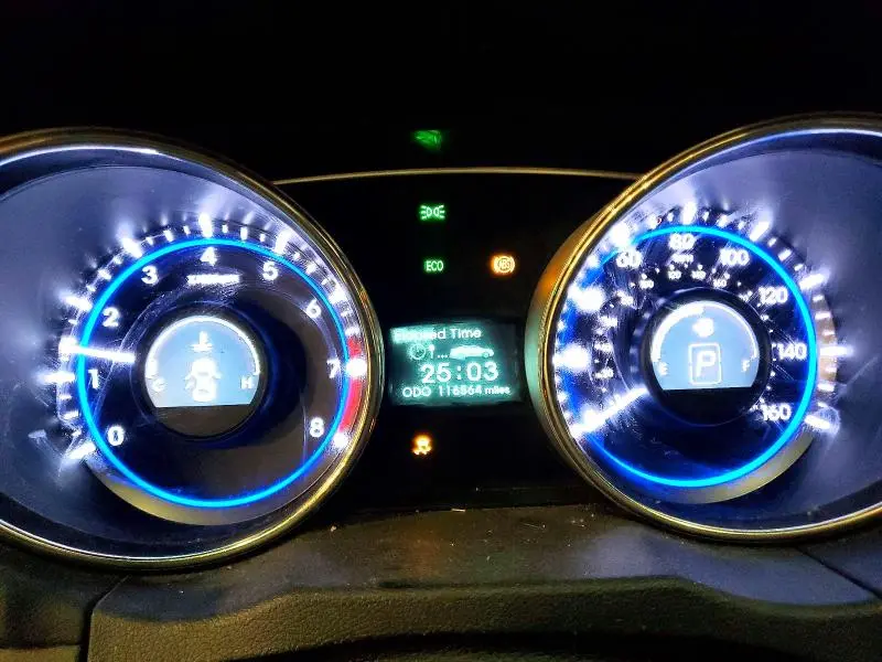 2011 HYUNDAI SONATA SE  