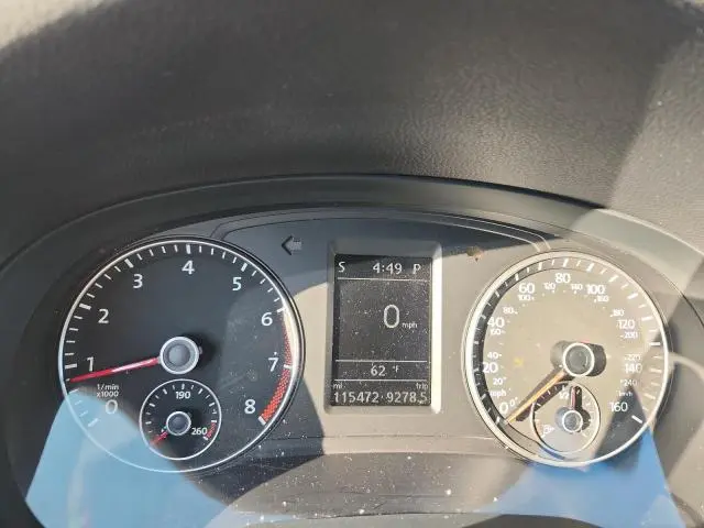 2013 VOLKSWAGEN PASSAT SE  