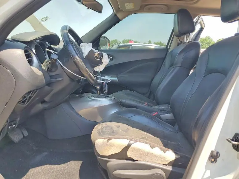 2011 NISSAN JUKE S  