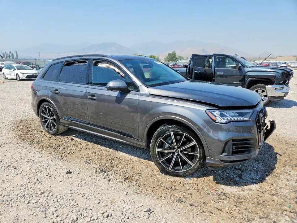 2021 AUDI Q7 PRESTIGE  